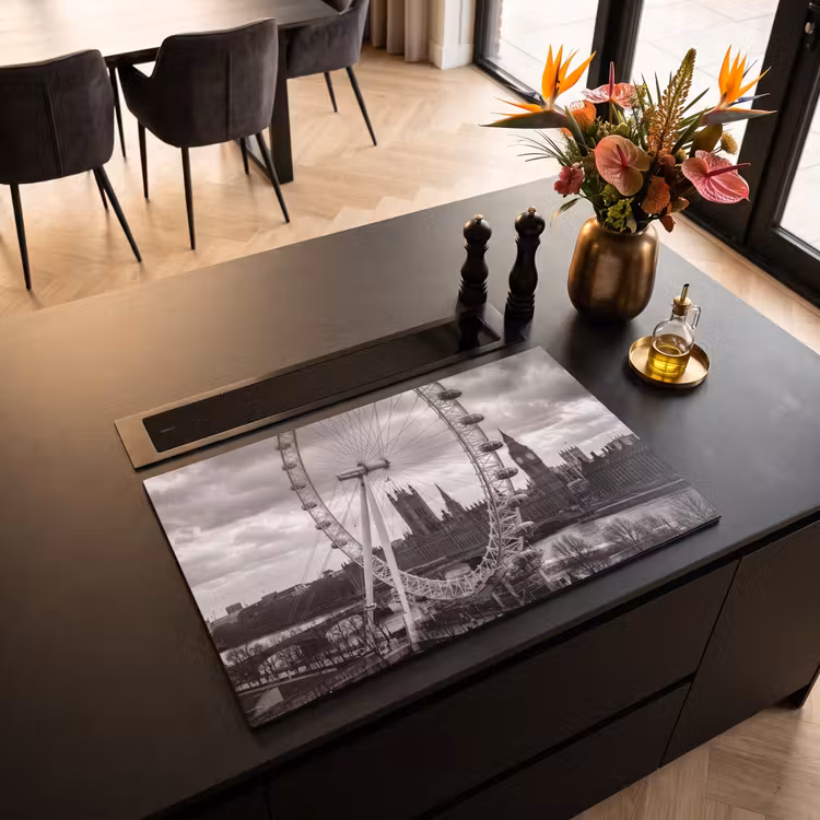 Reuzenrad - Klokkentoren - Architectuur - Zwart-wit - Stad Inductie beschermer vinyl 3mm klein -sfeer5