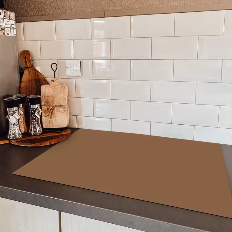 Soft - Walnut - Bruin Inductie beschermer vinyl 3mm klein 276 -sfeer3