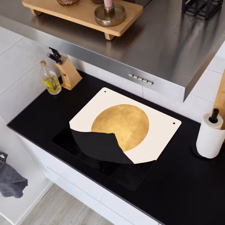 Bergsilhouetten - Gouden cirkel - Beige Inductie beschemer met haakjes middel -sfeer1