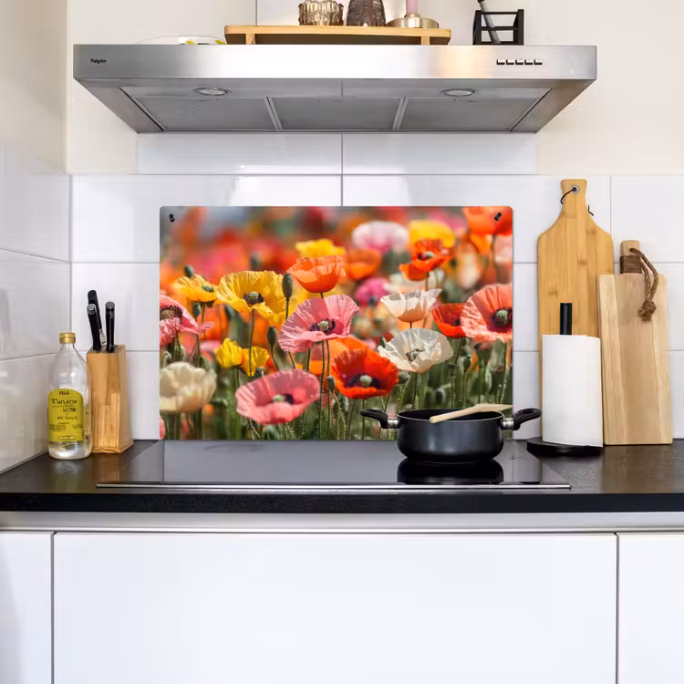 Bloemenveld - Klaprozen - Kleurrijk Inductie beschemer met haakjes klein -sfeer2