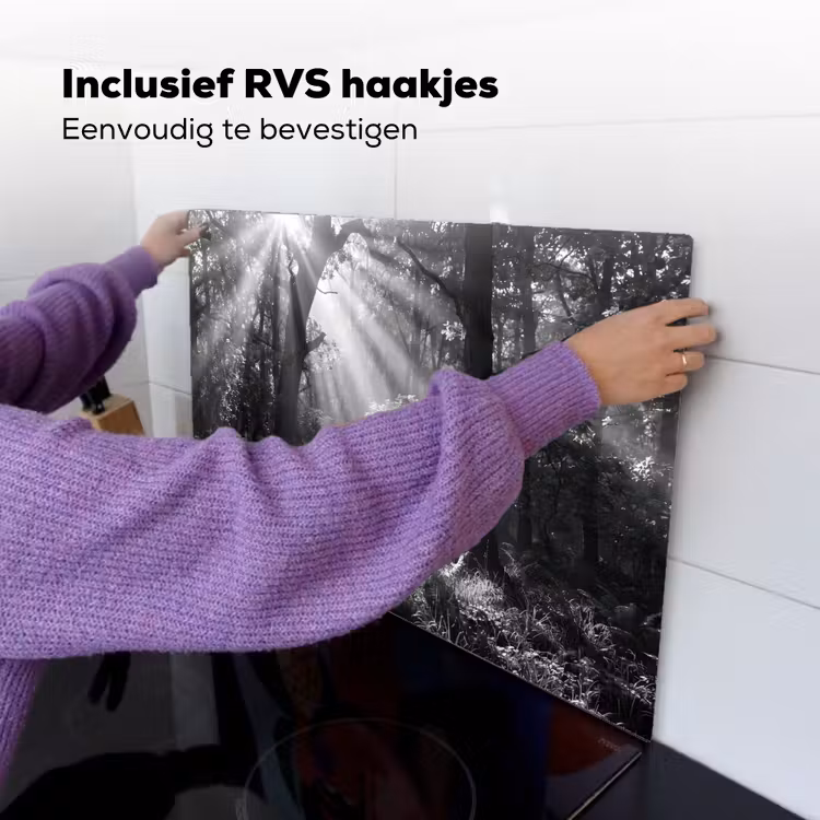 Bos - Lichtstralen - Natuur - Zwart-wit Inductie beschemer met haakjes klein -ky-ophangen-nl