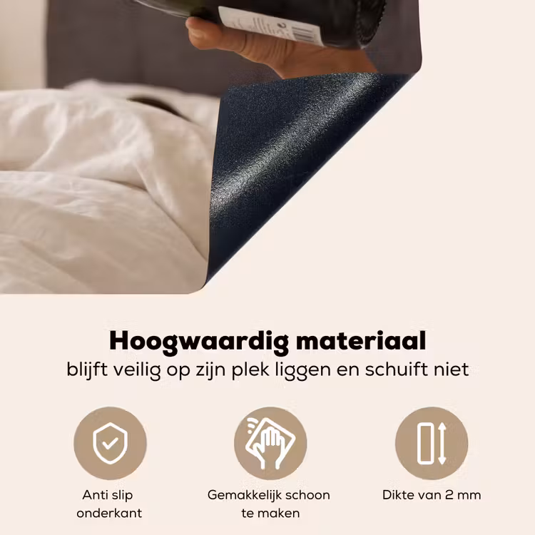 Champagne - Bed - Bubbels Inductie beschemer met haakjes klein -ky-onderkant-nl