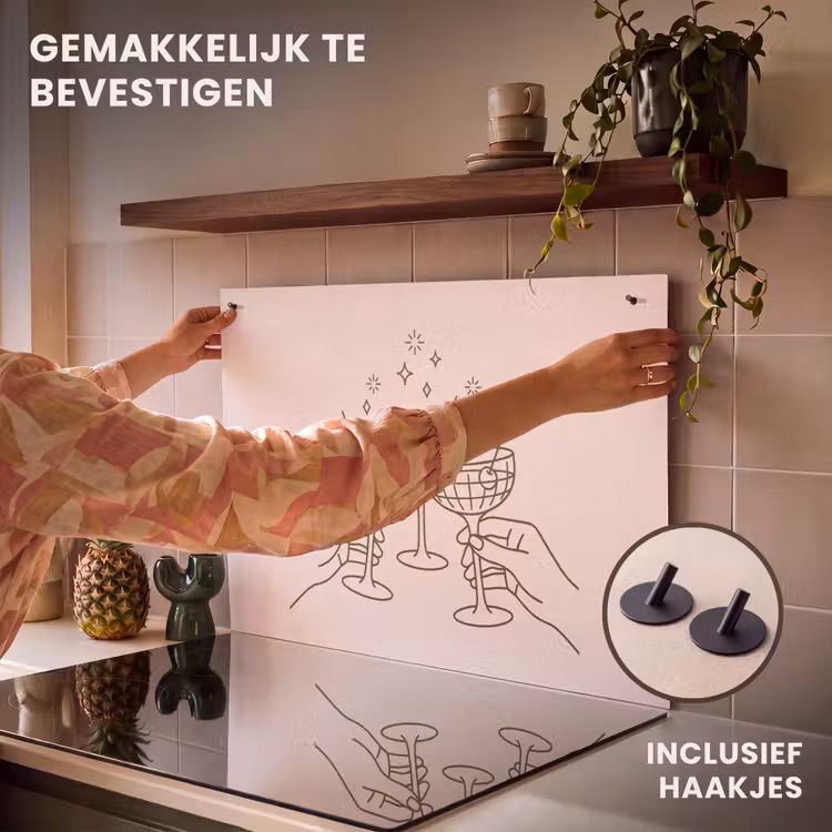 Drankjes - Feest - Proosten - Minimalistisch - Groen Inductie beschemer met haakjes klein -ky-ophangen-nl