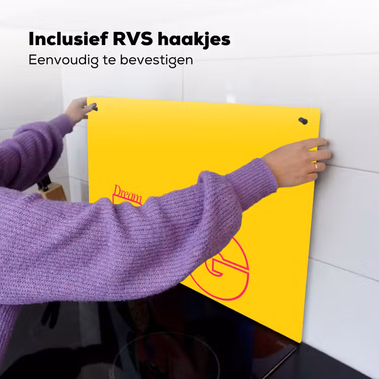Dream big - Geel - Grafisch Inductie beschemer met haakjes klein -ky-ophangen-nl