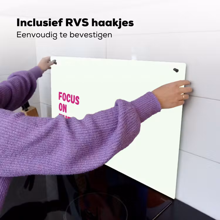 Focus on the good - Beige - Roze Inductie beschemer met haakjes klein -ky-ophangen-nl