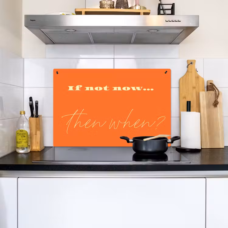 If not now then when - Oranje - Geel - Levendig Inductie beschemer met haakjes klein -sfeer2