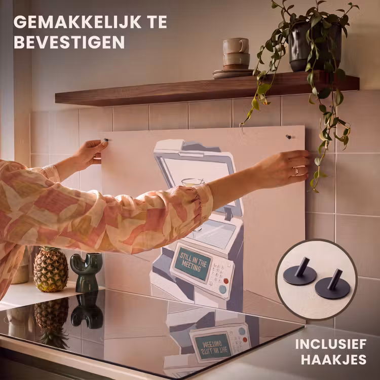 Kantoor - Drank - Humor - Illustratie Inductie beschemer met haakjes klein -ky-ophangen-nl