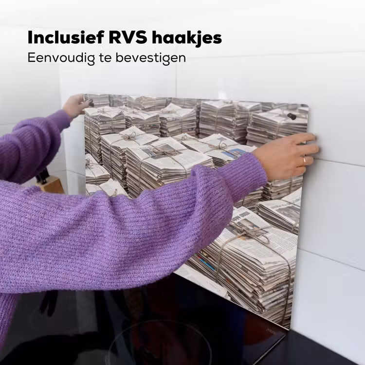 Kranten - Stapels - Touw - Informatie - Vintage Inductie beschemer met haakjes klein -ky-ophangen-nl
