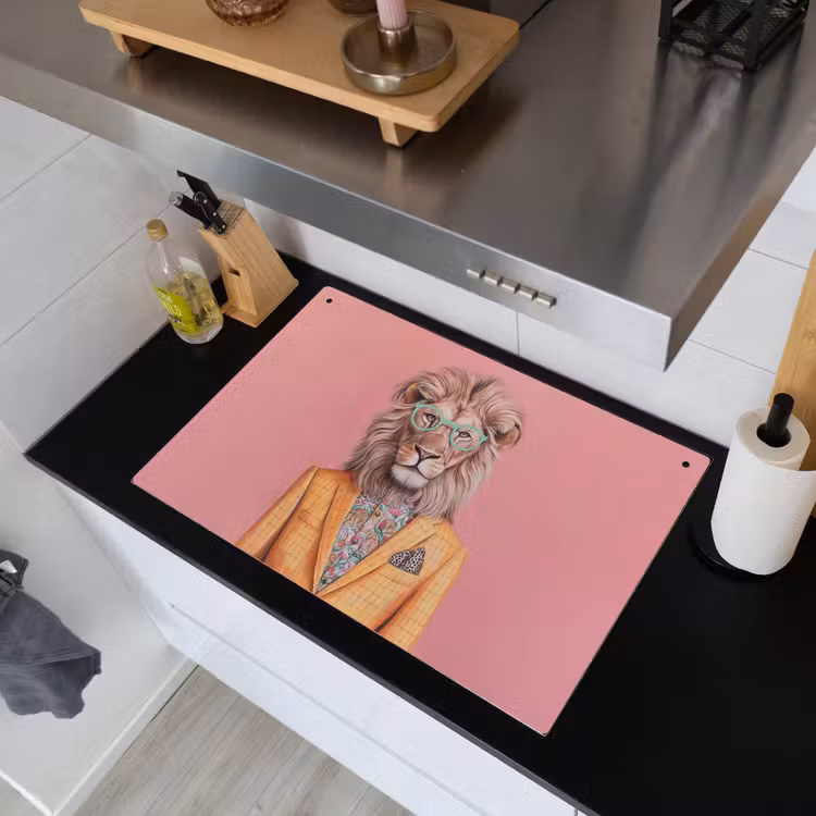 Leeuw - Pak - Geruit - Bril Inductie beschemer met haakjes klein -sfeer1