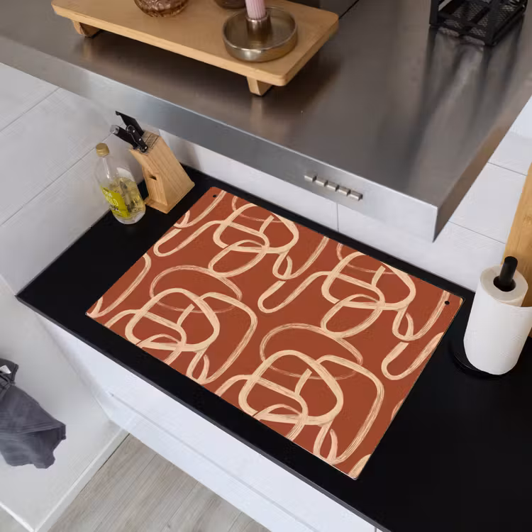 Lijnen - Abstract - Organisch - Terracotta - Crème Inductie beschemer met haakjes klein 777 -sfeer1
