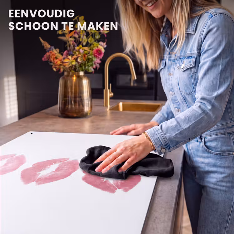 Lippen - Kusafdruk - Roze - Modern - Abstract Inductie beschemer met haakjes klein -ky-schoon-nl