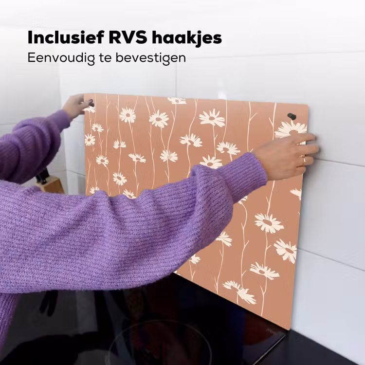 Madeliefjes - Subtiel - Terracotta Inductie beschemer met haakjes klein 777 -ky-ophangen-nl