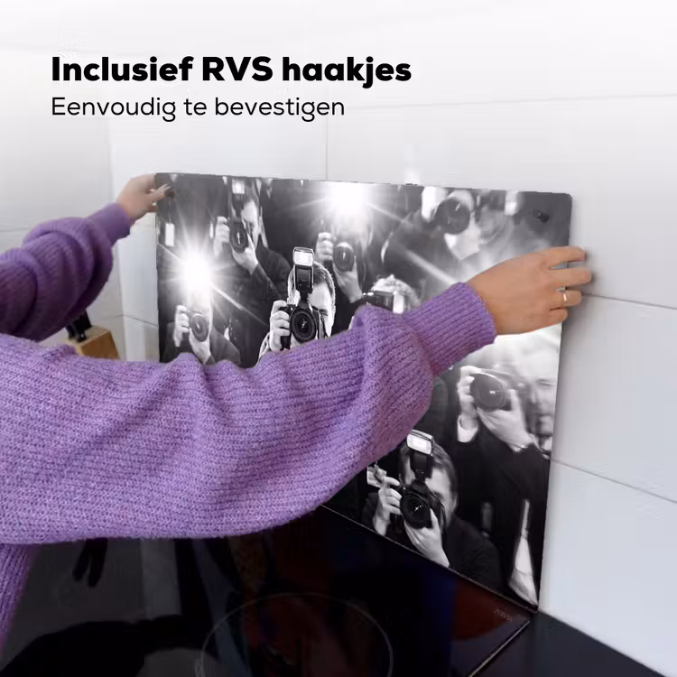 Mensen - Camera - Flitslicht - Zwart-wit - Media Inductie beschemer met haakjes klein -ky-ophangen-nl