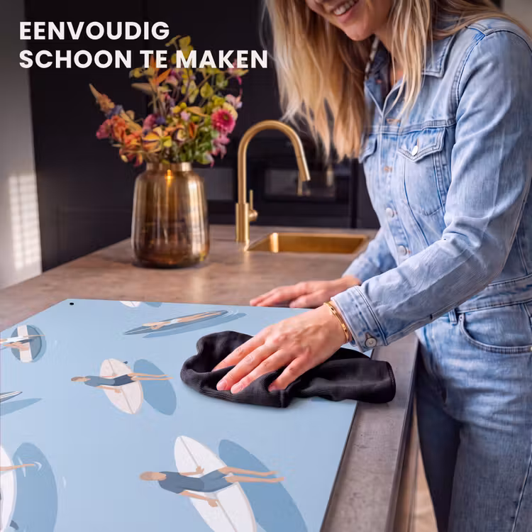Mensen - Surfen - Water - Zomer - Illustratie Inductie beschemer met haakjes klein -ky-schoon-nl