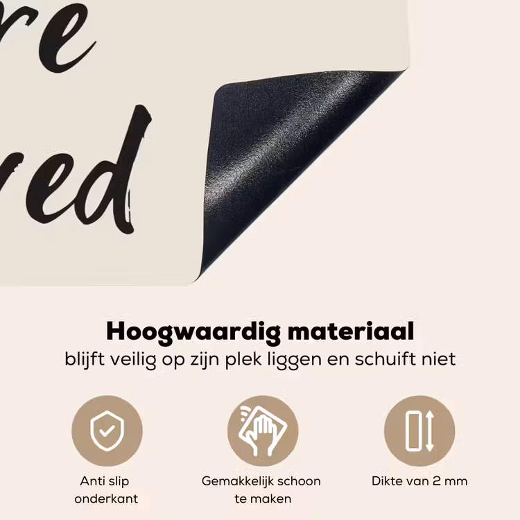 Minimalistisch - Beige - Love Inductie beschemer met haakjes klein -ky-onderkant-nl