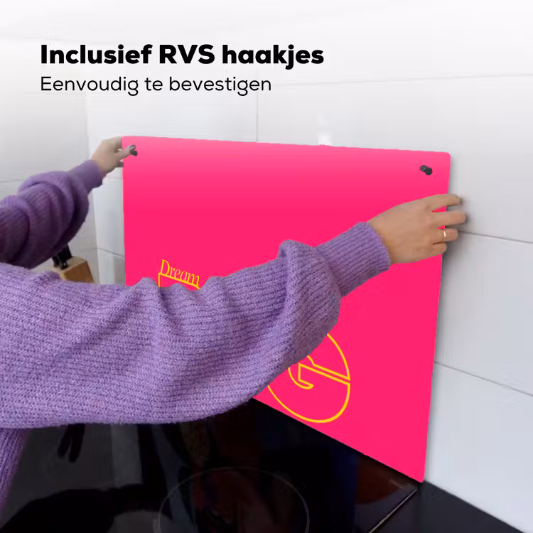 Minimalistisch - Roze - Dream big - Grafisch Inductie beschemer met haakjes klein -ky-ophangen-nl