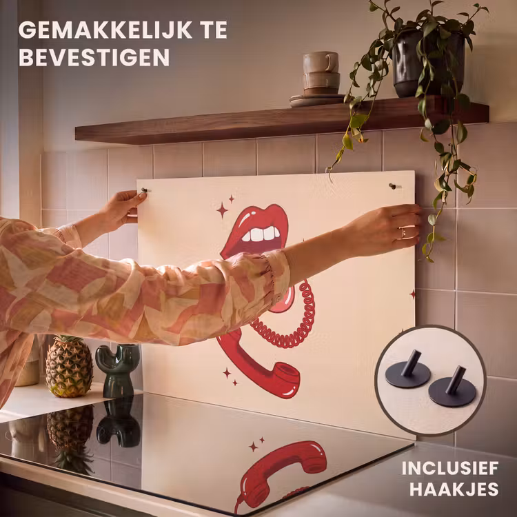 Mond - Telefoon - Popart - Rood - Illustratie Inductie beschemer met haakjes klein -ky-ophangen-nl