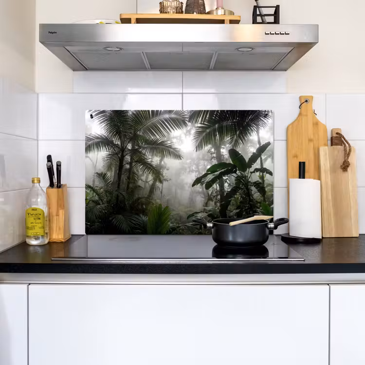 Natuur - Jungle - Mist - Groen - Bladeren Inductie beschemer met haakjes klein -sfeer2