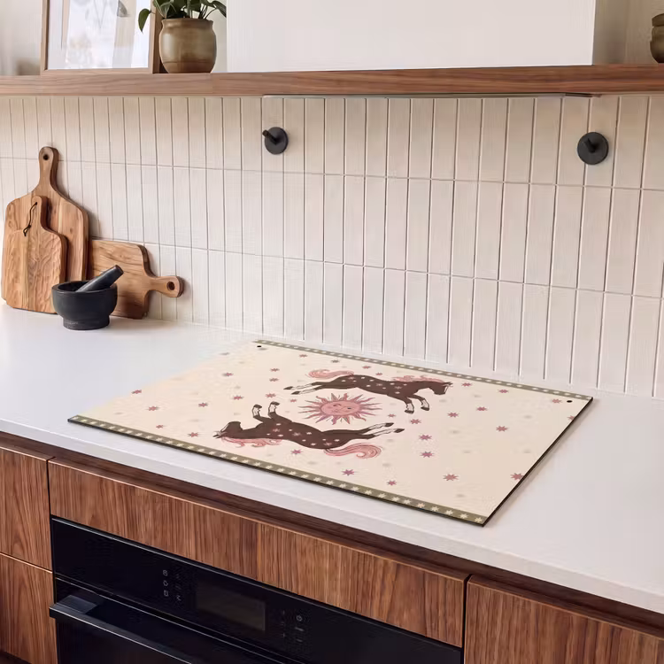 Paard - Zon - Mystiek - Illustratie - Roze Inductie beschemer met haakjes klein -sfeer1