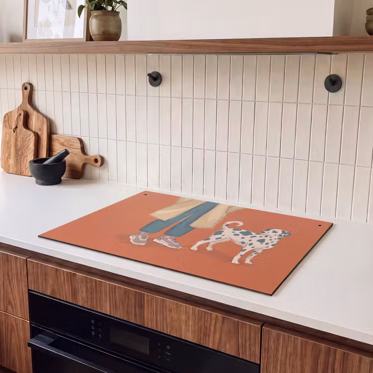Persoon - Hond - Dieren - Illustratie - Modern Inductie beschemer met haakjes klein -sfeer1
