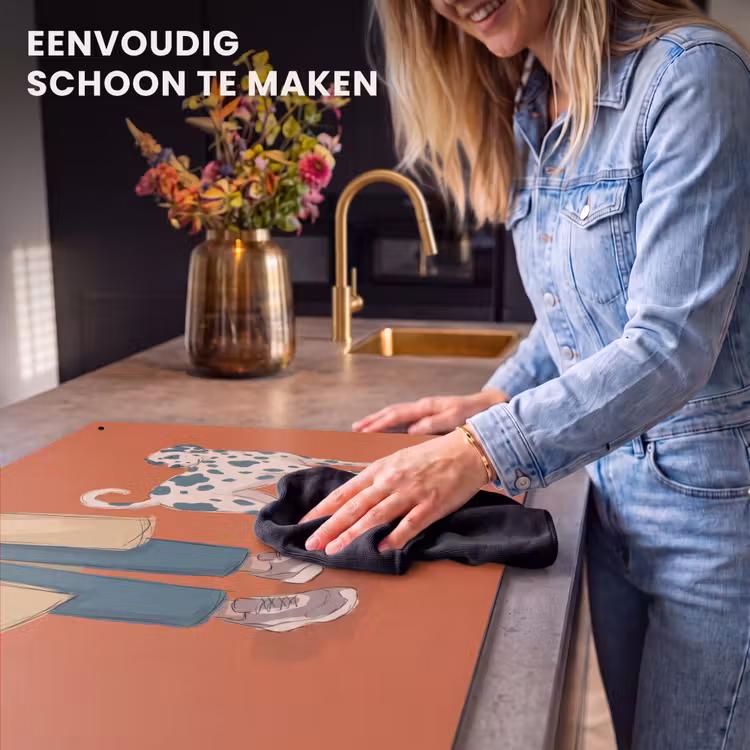 Persoon - Hond - Dieren - Illustratie - Modern Inductie beschemer met haakjes klein -ky-schoon-nl