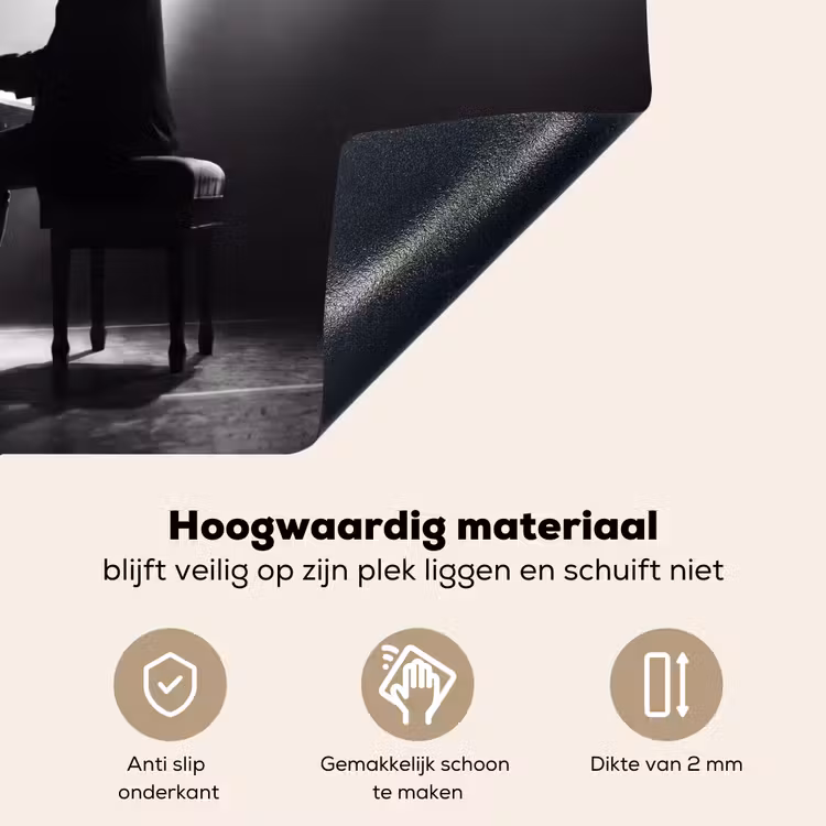 Persoon - Piano - Muziek - Zwart-wit - Podium Inductie beschemer met haakjes klein -ky-onderkant-nl