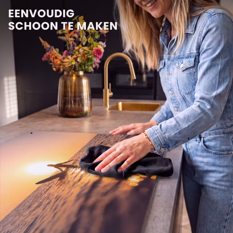 Persoon - Surfen - Zonsondergang - Zee - Oranje Inductie beschemer met haakjes klein -ky-schoon-nl