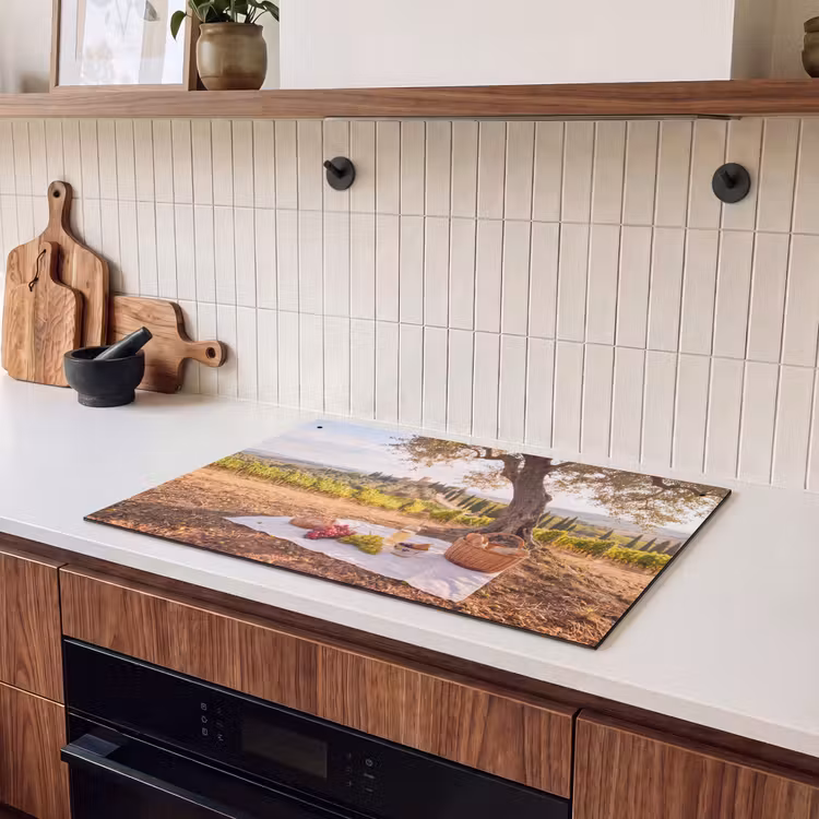 Picknick - Wijngaard - Landschap - Zomer - Eten Inductie beschemer met haakjes klein -sfeer1