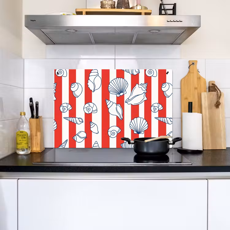 Schelp - Zeedieren - Zomer - Illustratie - Rood - Blauw Inductie beschemer met haakjes klein -sfeer2