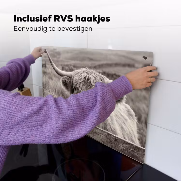 Schotse hooglander - Zwart - Wit - Hout Inductie beschemer met haakjes klein -ky-ophangen-nl
