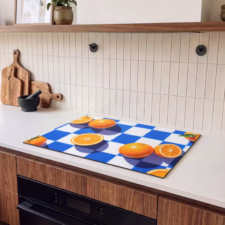 Inductiebeschermer & spatscherm (2in1) - Sinaasappel - Geruit - Eten - Sinaasappel - Geruit - Eten Inductie beschemer met haakjes klein