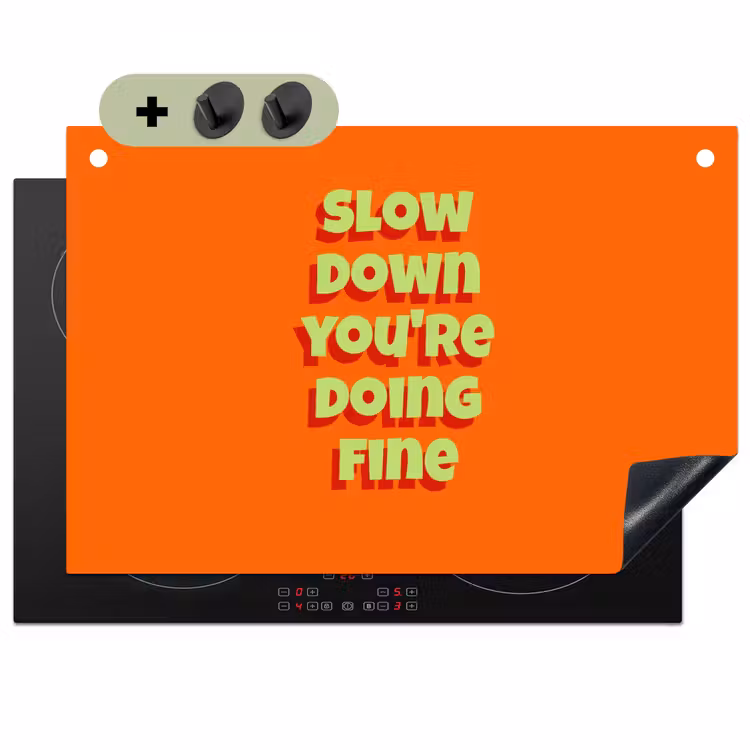 Slow down you're doing fine - Oranje - Simple Inductie beschemer met haakjes klein -3d