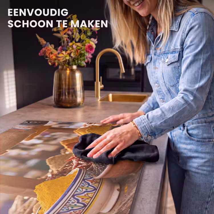 Inductiebeschermer & spatscherm (2in1) - Specerijen - Markt - Kleurrijk - Specerijen - Markt - Kleurrijk Inductie beschemer met haakjes klein