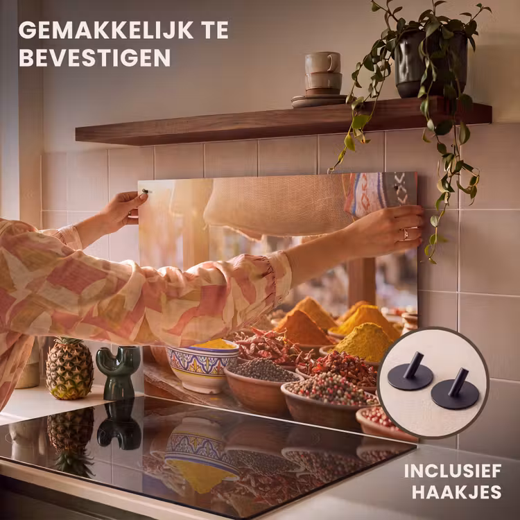 Inductiebeschermer & spatscherm (2in1) - Specerijen - Markt - Kleurrijk - Specerijen - Markt - Kleurrijk Inductie beschemer met haakjes klein