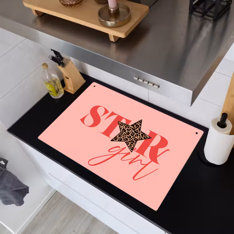 Star girl - Roze - Panter - Ster Inductie beschemer met haakjes klein -sfeer1