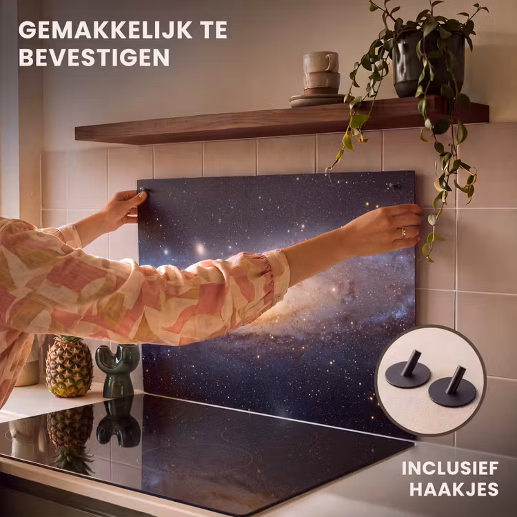 Inductiebeschermer & spatscherm (2in1) - Sterrenstelsel - Ruimte - Kosmos - Sterrenstelsel - Ruimte - Kosmos Inductie beschemer met haakjes klein