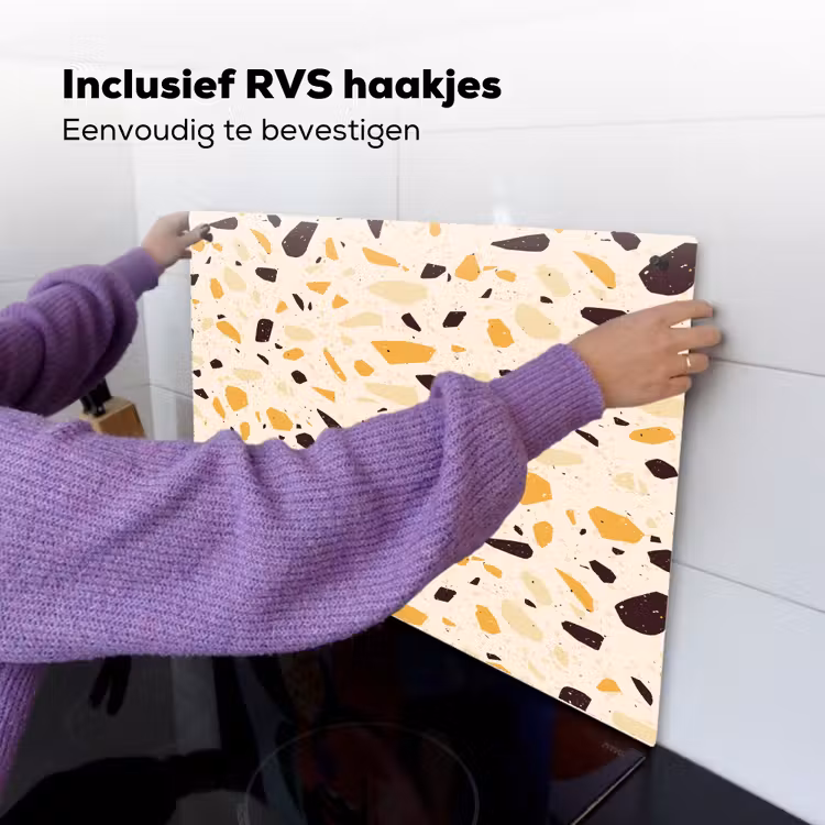 Terrazzo - Patroon - Geel - Inductie beschemer met haakjes klein 777 -ky-ophangen-nl