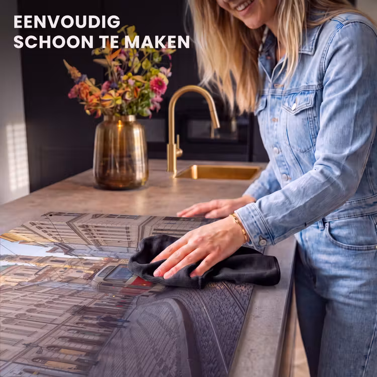 Tram - Straat - Stadsgezicht - Klassiek - Rood Inductie beschemer met haakjes klein -ky-schoon-nl