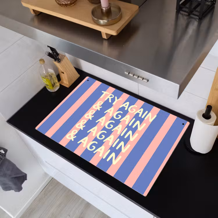Try again - Strepen - Roze - Verticaal - Blauw Inductie beschemer met haakjes klein -sfeer1