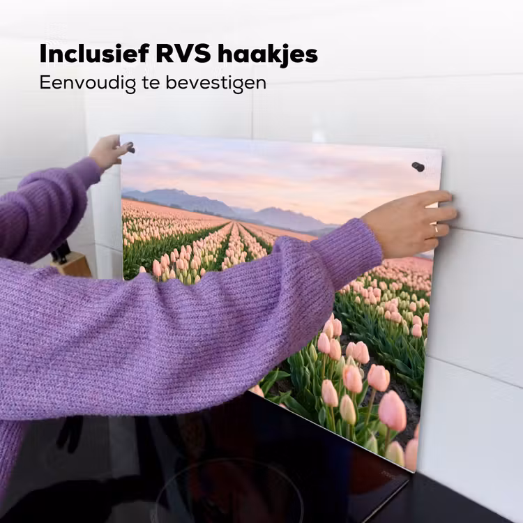 Tulpen - Landschap - Roze Inductie beschemer met haakjes klein -ky-ophangen-nl