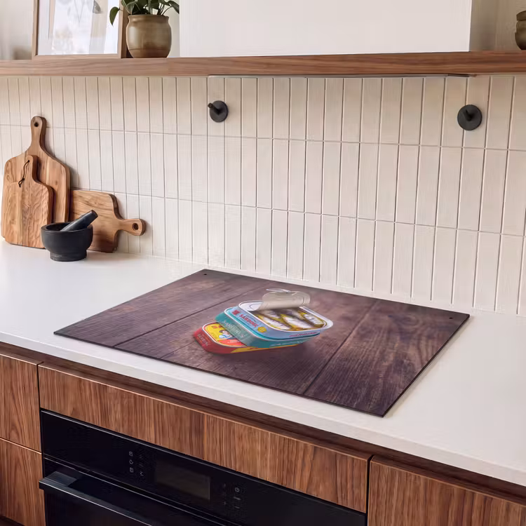 Inductiebeschermer & spatscherm (2in1) - Vis - Blikjes - Keuken - Vis - Blikjes - Keuken Inductie beschemer met haakjes klein