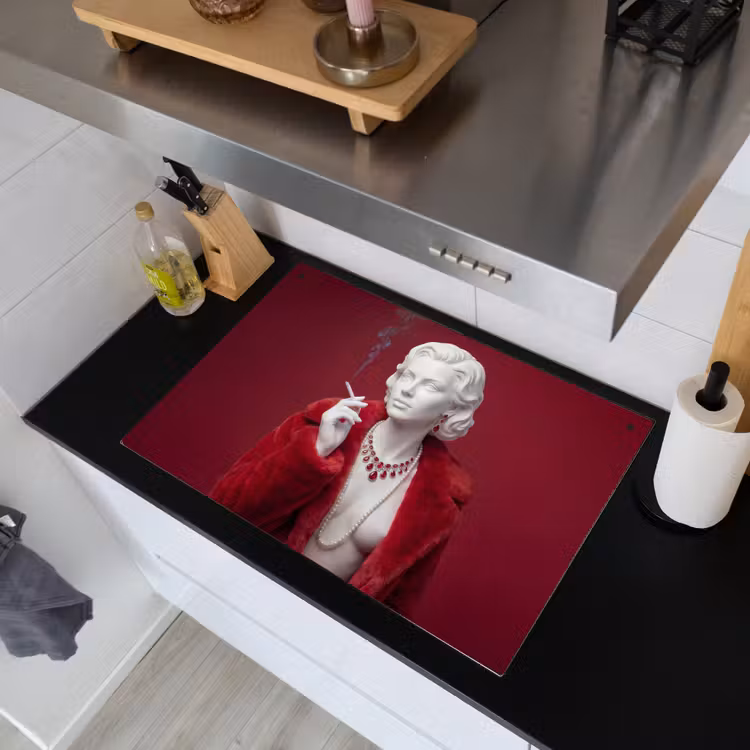 Vrouw - Bontjas - Mode - Klassiek - Rood Inductie beschemer met haakjes klein -sfeer1