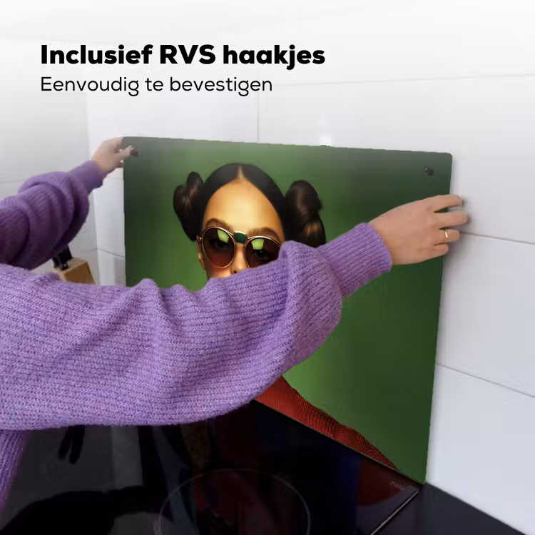 Vrouw - Groen - Bril - Aesthetic - Modern Inductie beschemer met haakjes klein -ky-ophangen-nl