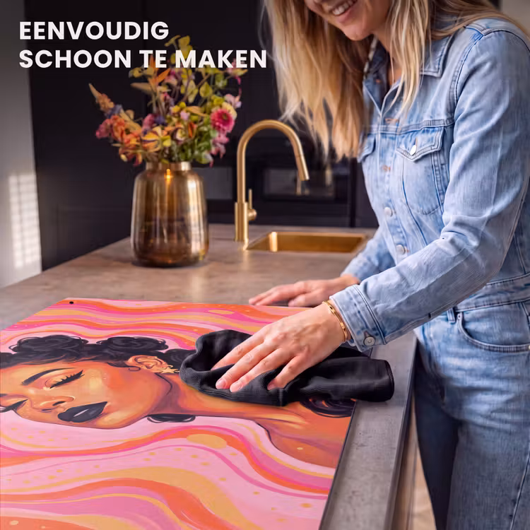 Vrouw - Portret - Abstract - Kleurrijk - Roze Inductie beschemer met haakjes klein -ky-schoon-nl