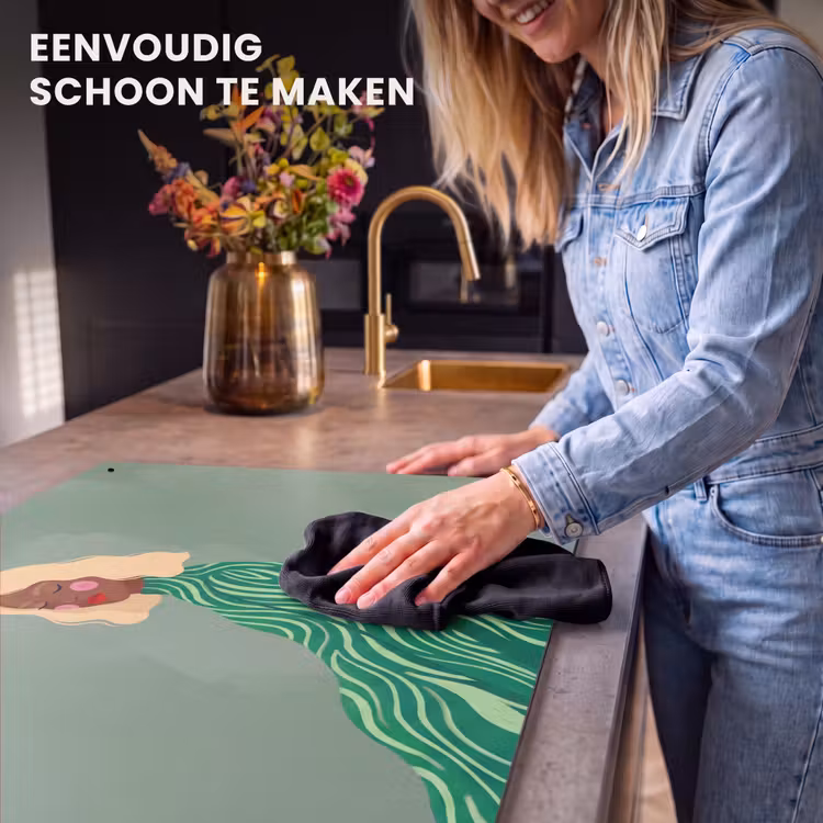 Vrouw - Portret - Illustratie - Modern - Groen Inductie beschemer met haakjes klein -ky-schoon-nl