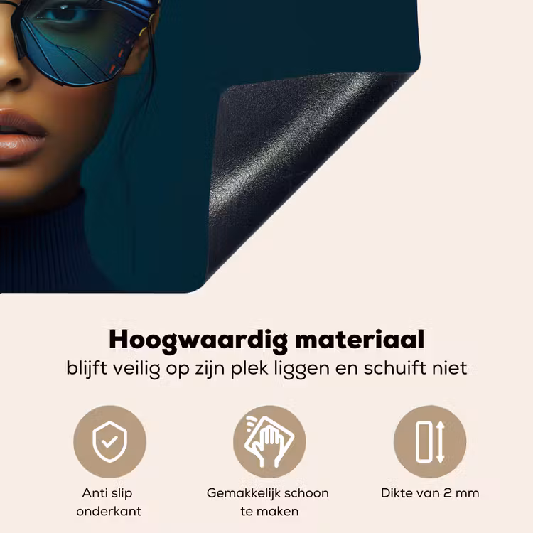 Vrouw - Vlinder - Bril - Blauw - Modern - Portret Inductie beschemer met haakjes klein -ky-onderkant-nl