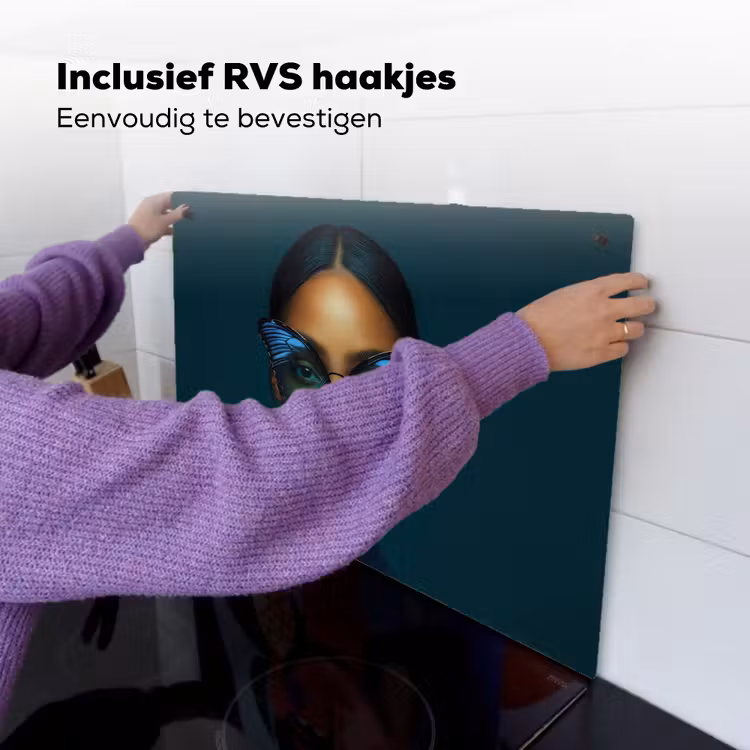 Vrouw - Vlinder - Bril - Blauw - Modern - Portret Inductie beschemer met haakjes klein -ky-ophangen-nl