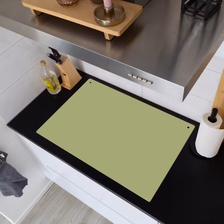 Whispering - Sage - Groen Inductie beschemer met haakjes klein 777 -sfeer1
