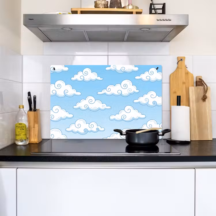 Wolk - Lucht - Cartoon - Blauw - Wit Inductie beschemer met haakjes klein -sfeer2