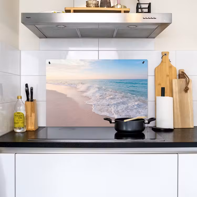 Zee - Golven - Strand - Natuur - Wit Inductie beschemer met haakjes klein -sfeer2